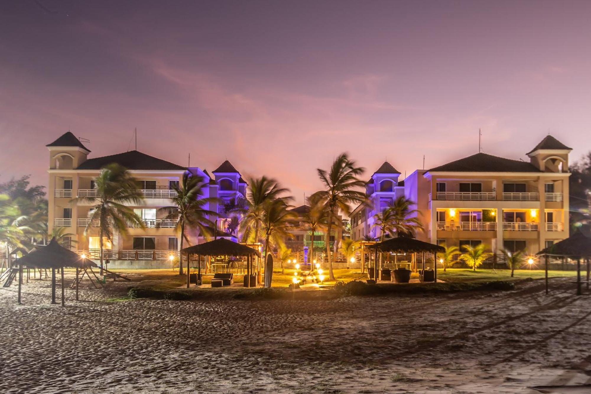 Atlantic Palace Family Aquiraz